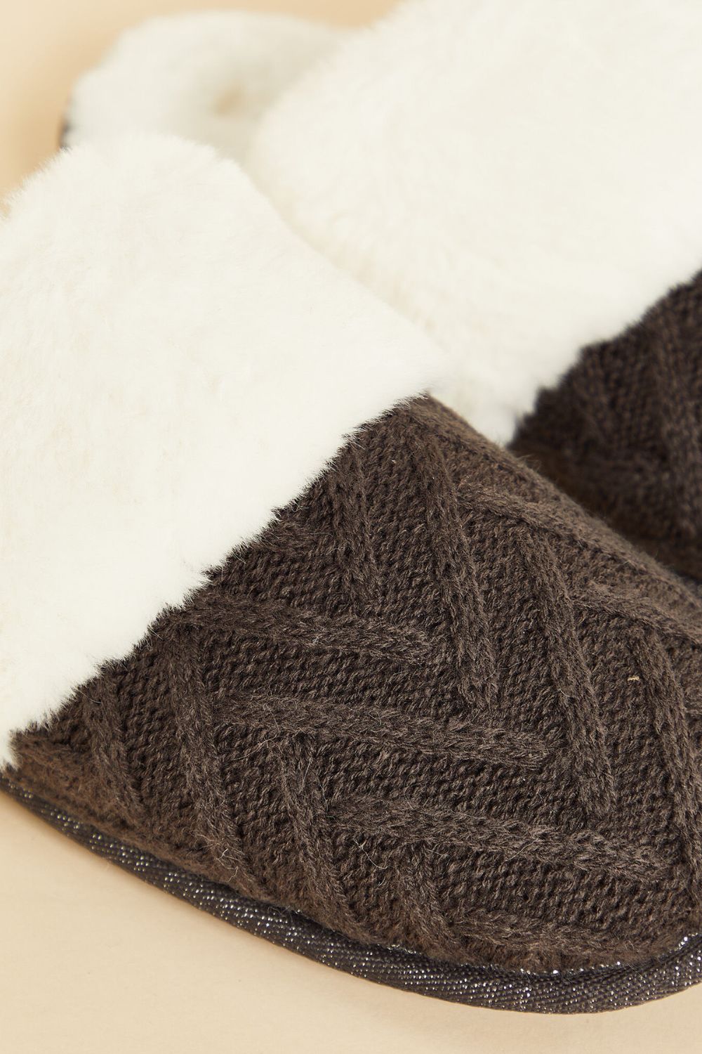 נעל בית MULES בצבע חום