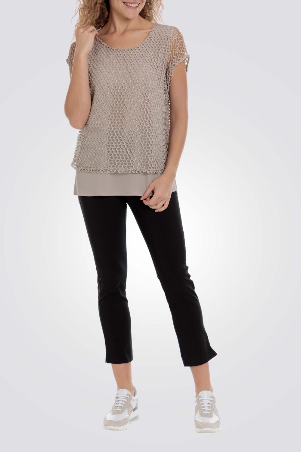 חולצה עם רשת