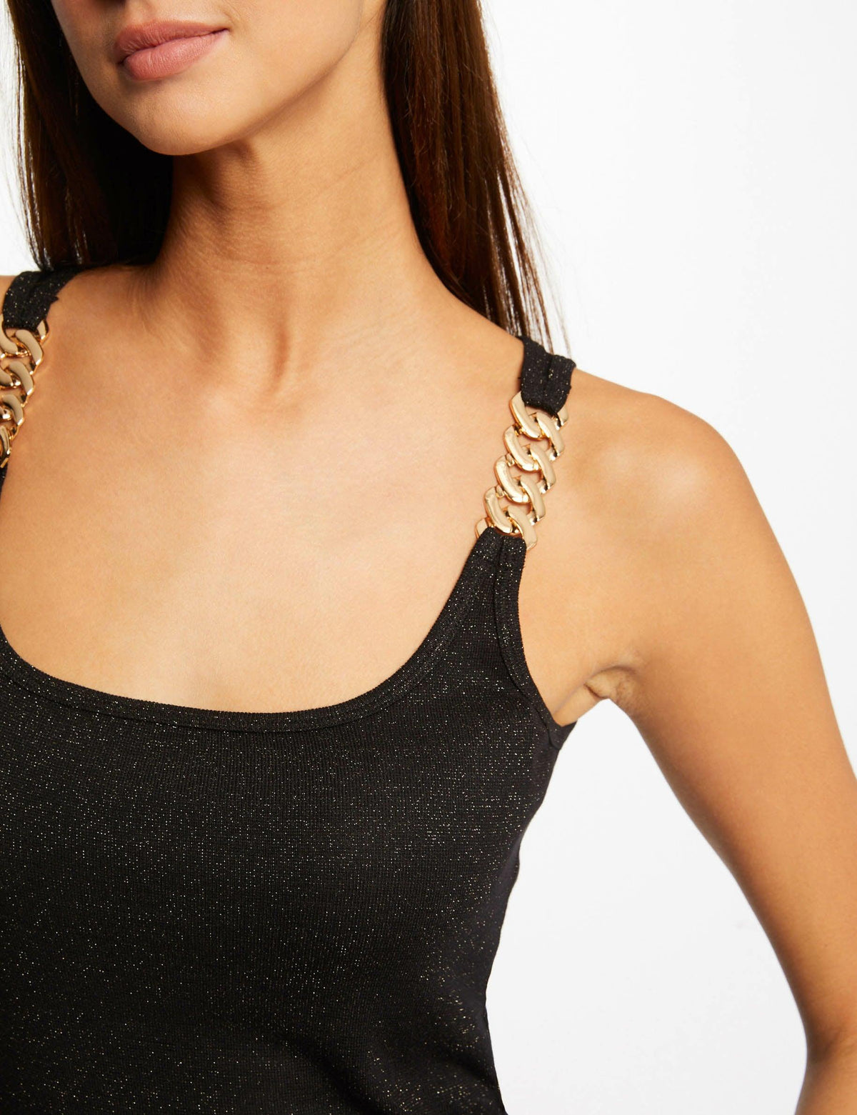 גופייה עם רצועות אבזם בצבע שחור - MASHBIR//365