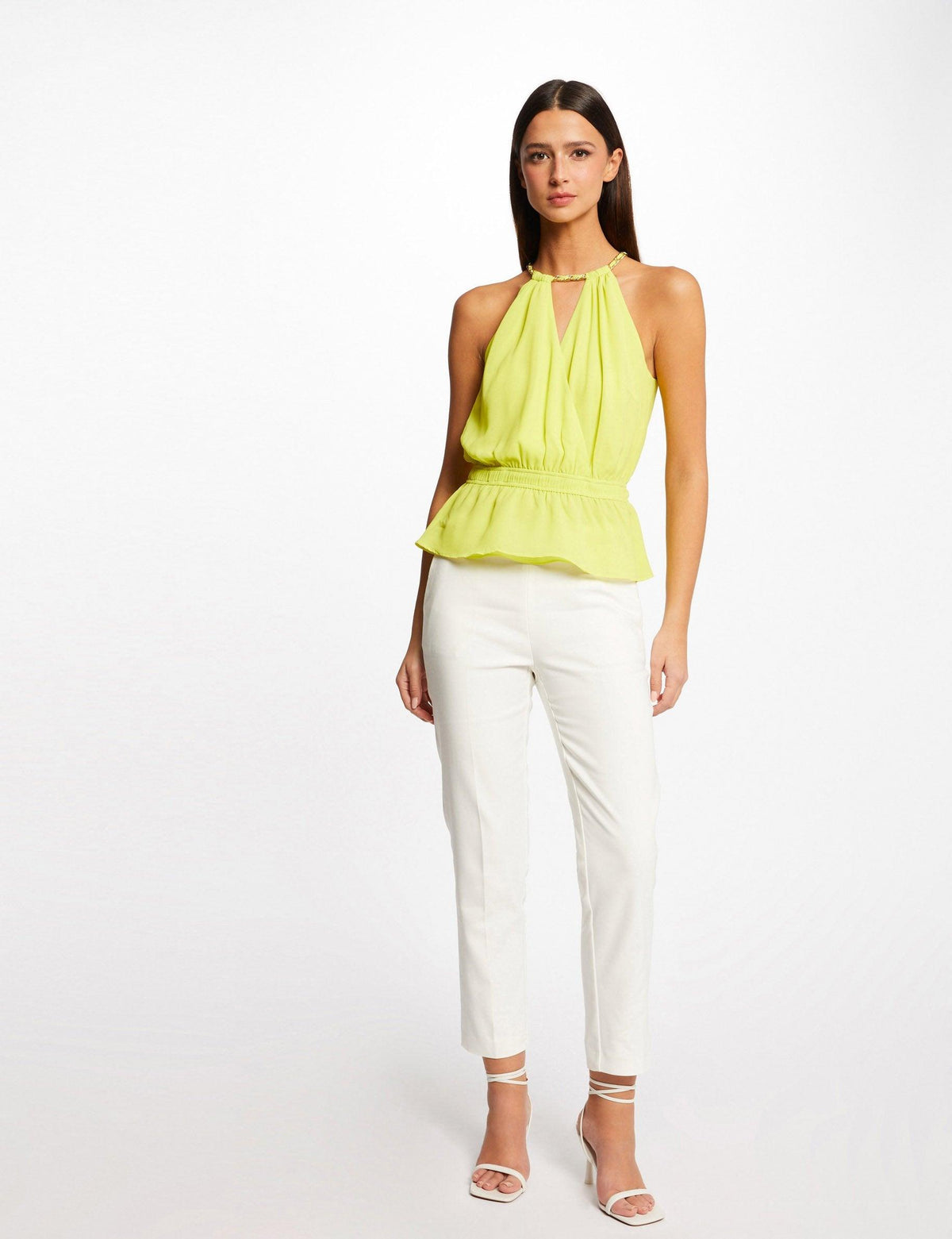 טופ קולר עם רצועת שרשרת בצבע צהוב - MASHBIR//365