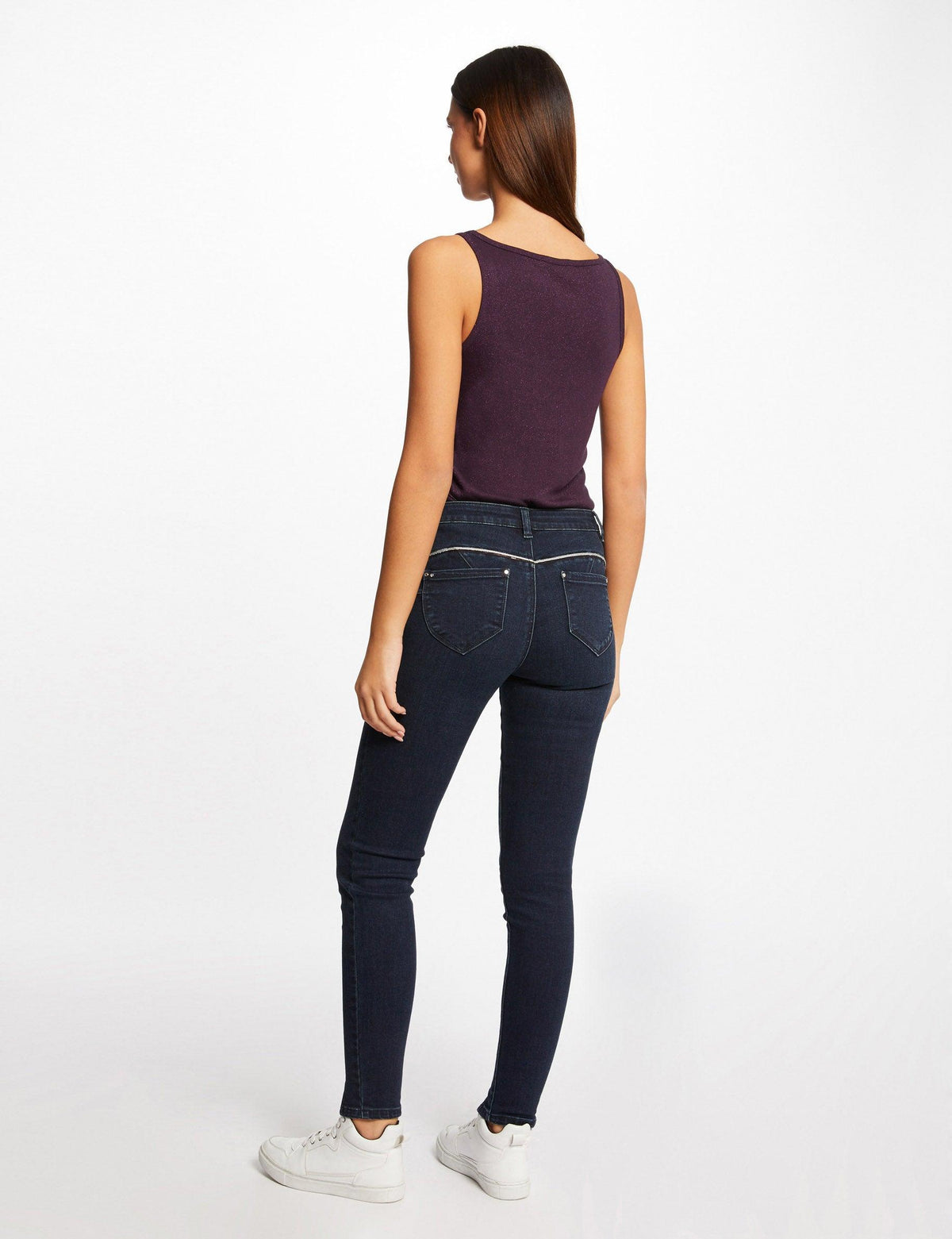 גופייה מנצנצת לנשים בצבע סגול - MASHBIR//365