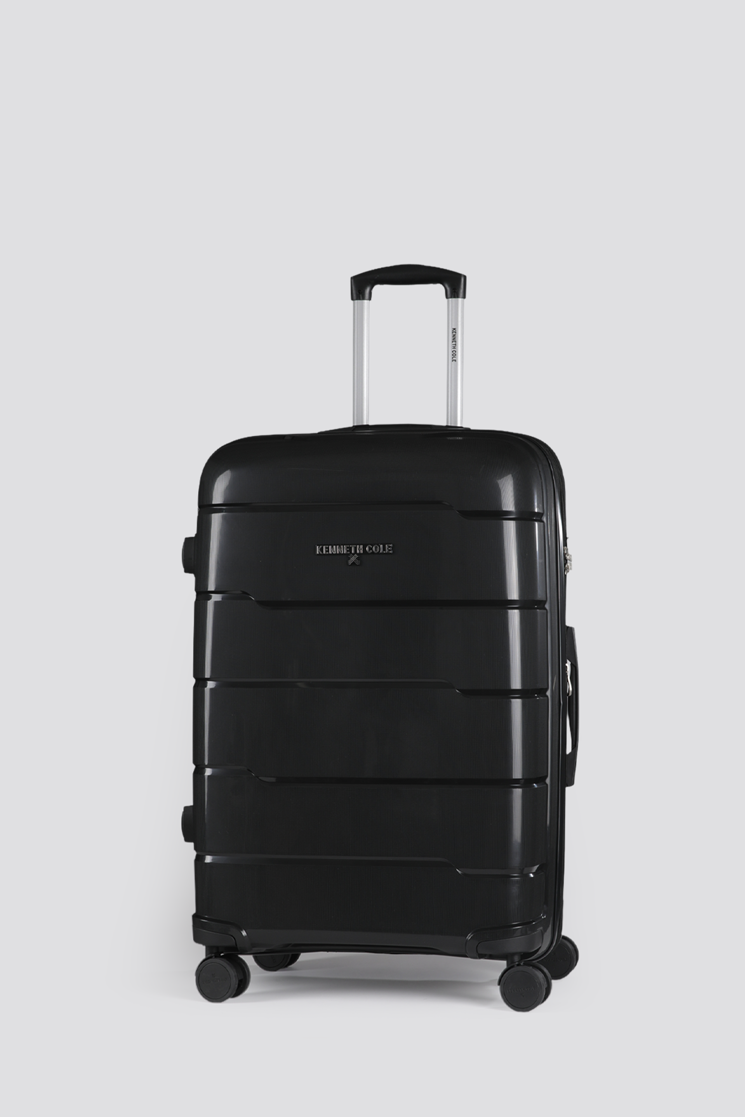 מזוודה קשיחה בינונית 24'' דגם VOYAGE 