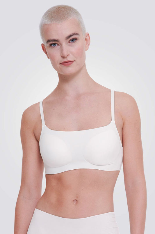 חזייה מרופדת ZERO Feel 2.0 Ultra Bra בצבע לבן