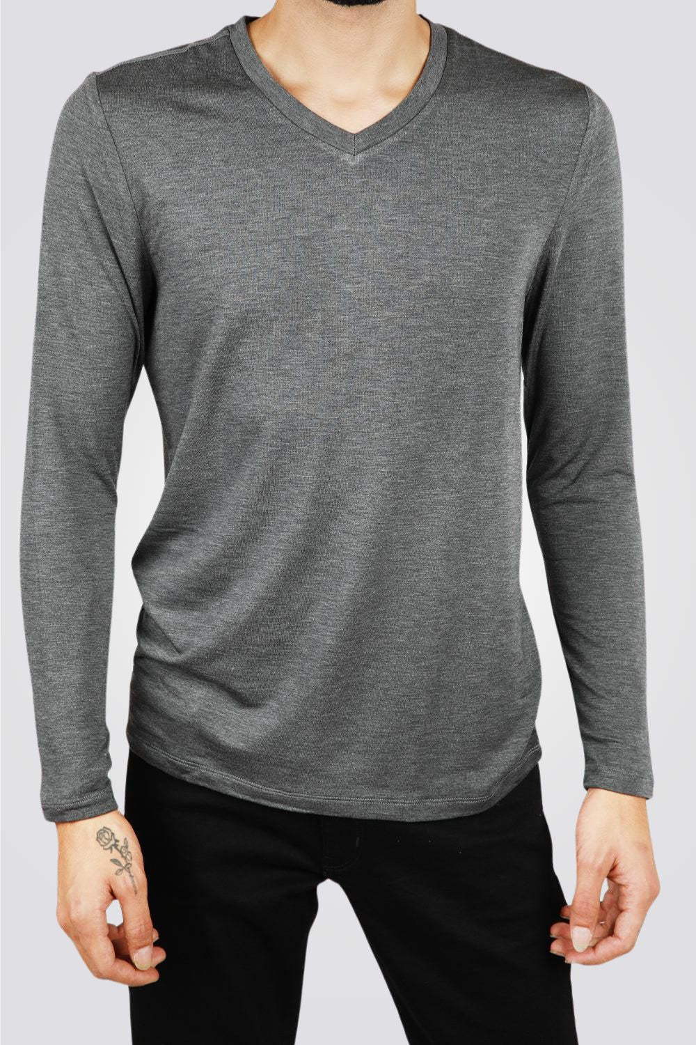 חולצה תרמית צווארון V בצבע אפור