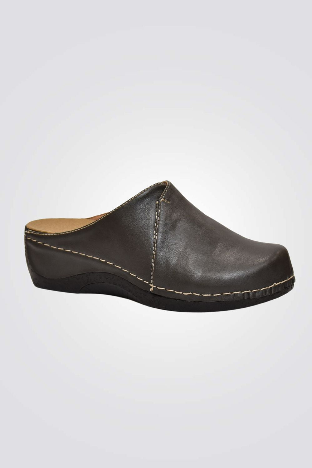 כפכף סגור בצבע שחור