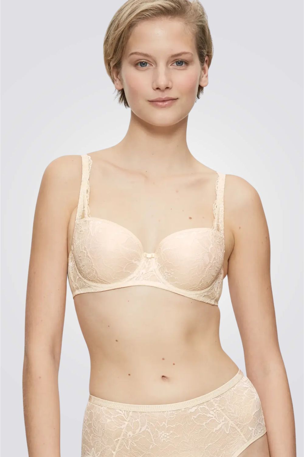 חזיית Amourette Charm WHP02 קרם