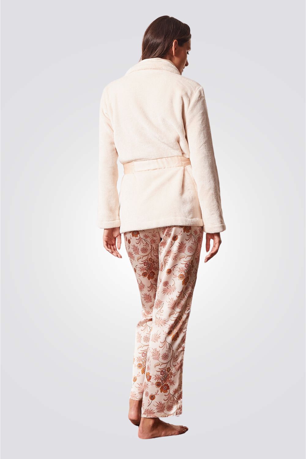 סט פיג'מה לנשים שלושה חלקים MEGALA