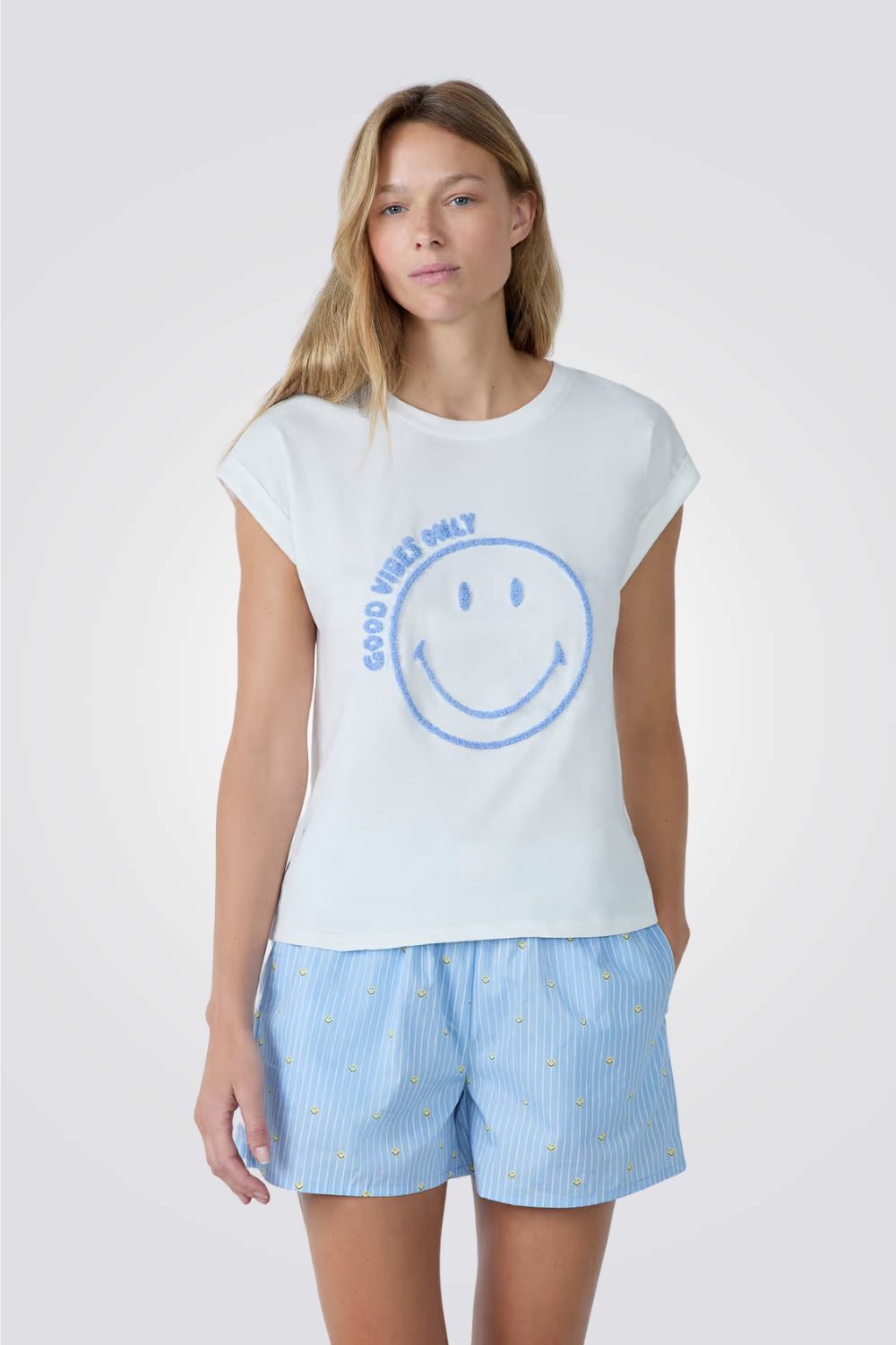 חולצת פיג'מה קצרה VALLIE בצבע לבן