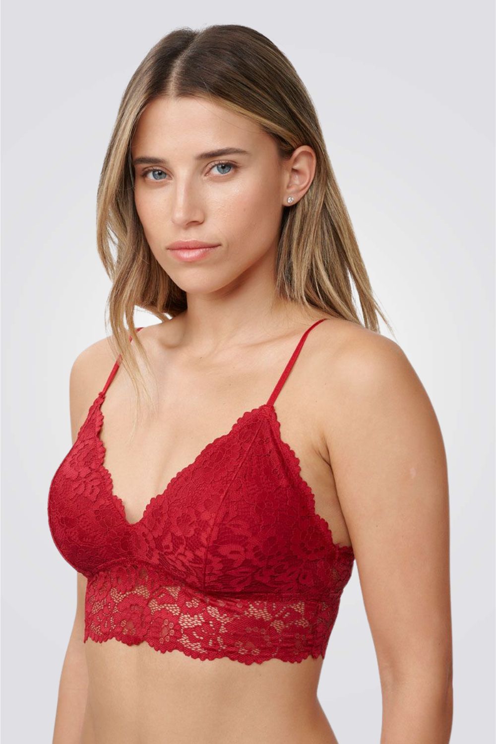 ברלט תחרה עם קאפ נשלף בצבע אדום