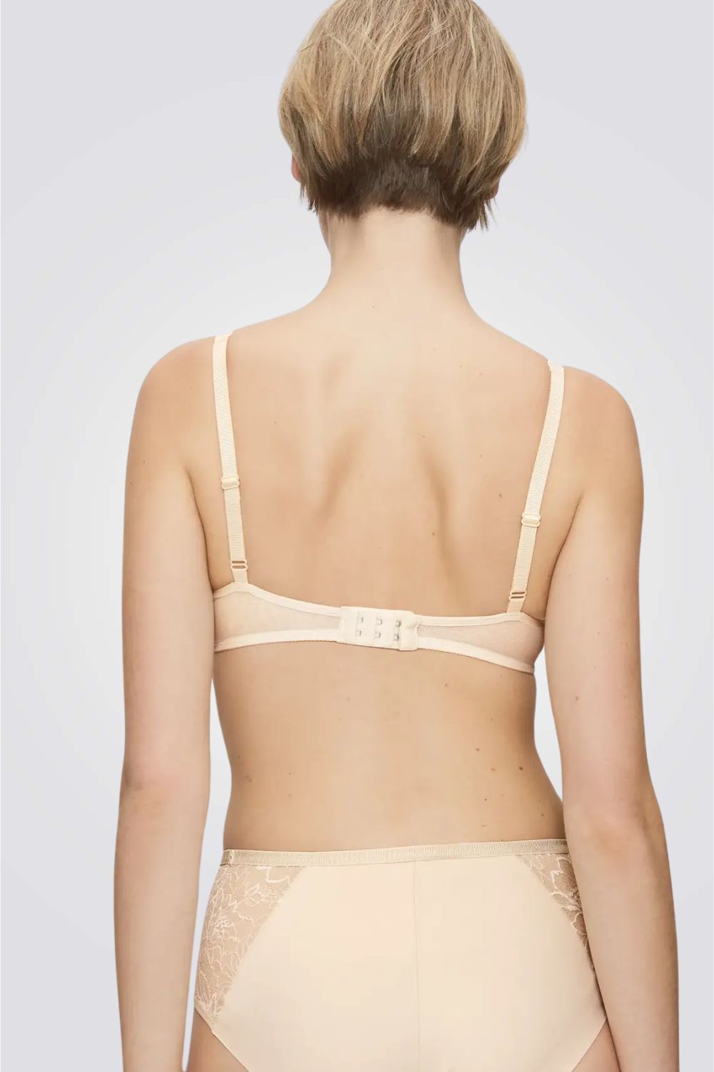 חזיית Amourette Charm WHP02 קרם