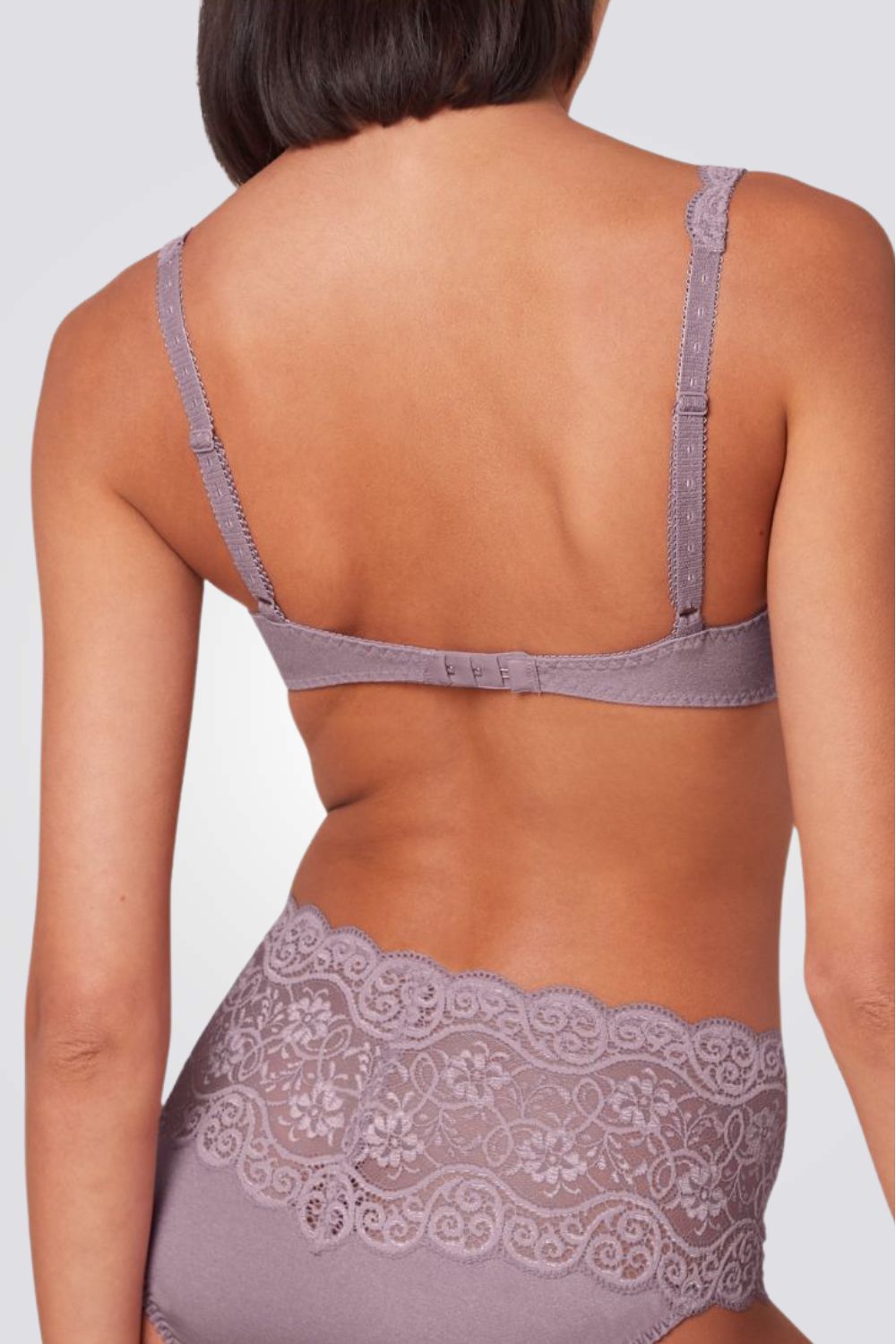 חזייה תחרה מרופדת Amourette 300 WHP X בצבע סגול