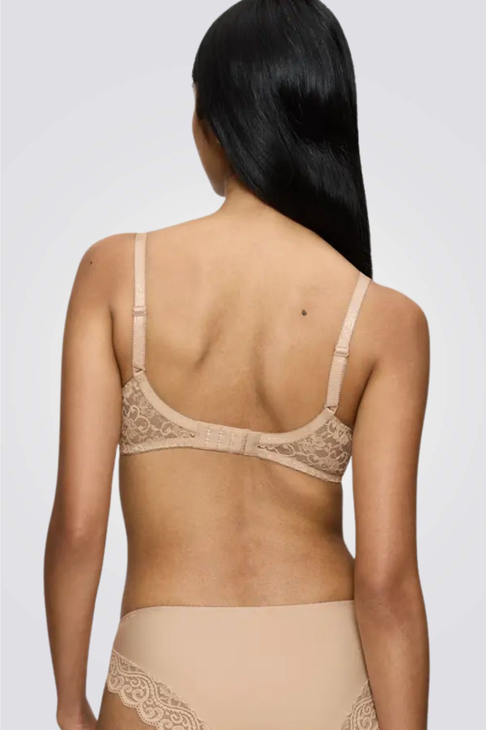 חזייה מרופדת למידות גדולות Amourette WP בצבע בז'