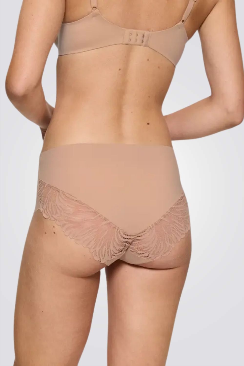 תחתוני מקסי Pretty Micro בצבע בז'