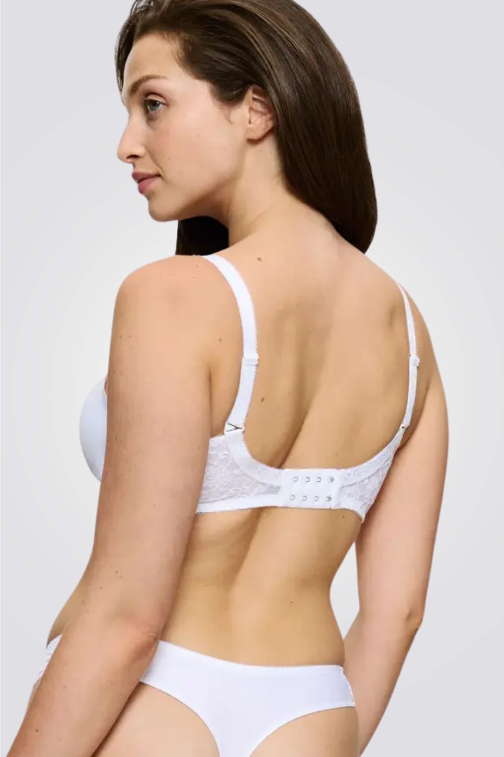 חזיית מינימייזר AMOURETTE N01 בצבע לבן