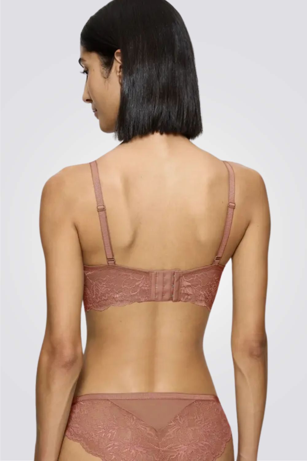 חזיית תחרה Amourette Charm T N03 חום