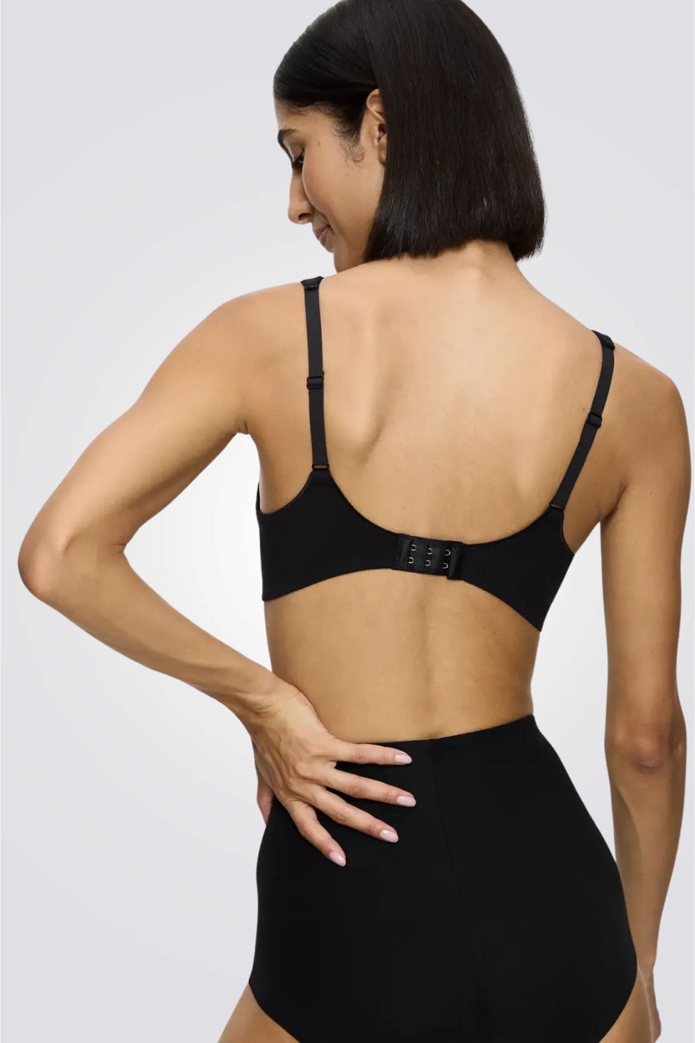 חזייה מרופדת למידות גדולות Modern lace + Cotton שחור