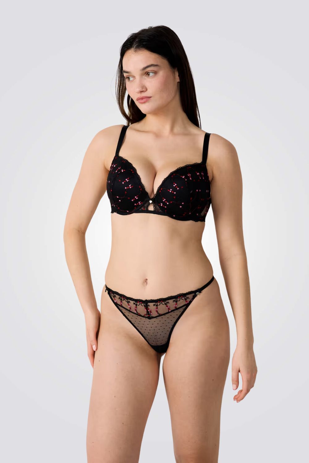 חזיית תחרה CONQUETE  N*5 למידות גדולות