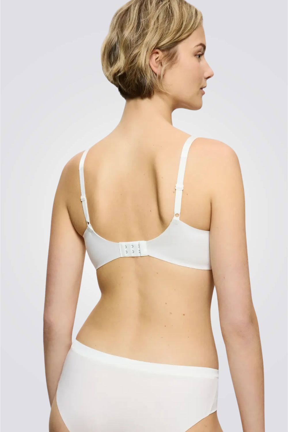 חזיית Body Make-up Soft Touch WP EX