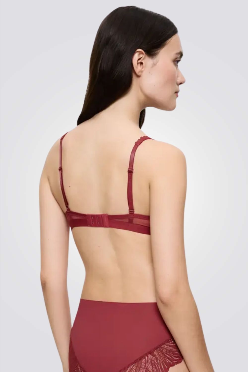 חזייה מרופדת Aura Spotlight T W02 בצבע אדום