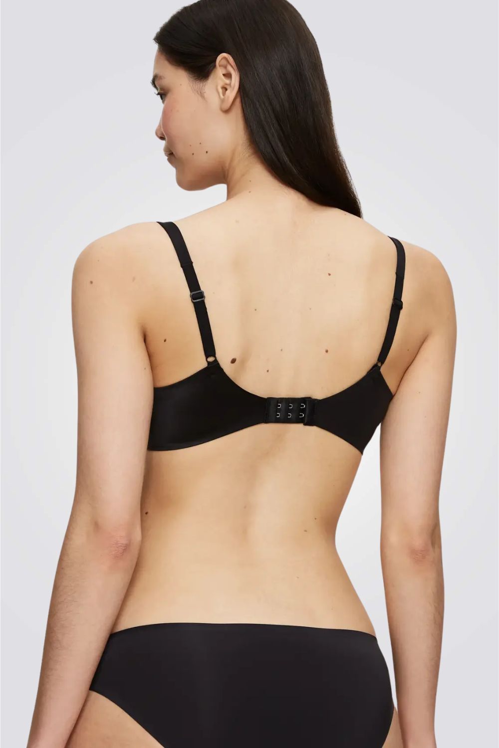 חזיית Body Make-up Soft Touch WP EX שחורה