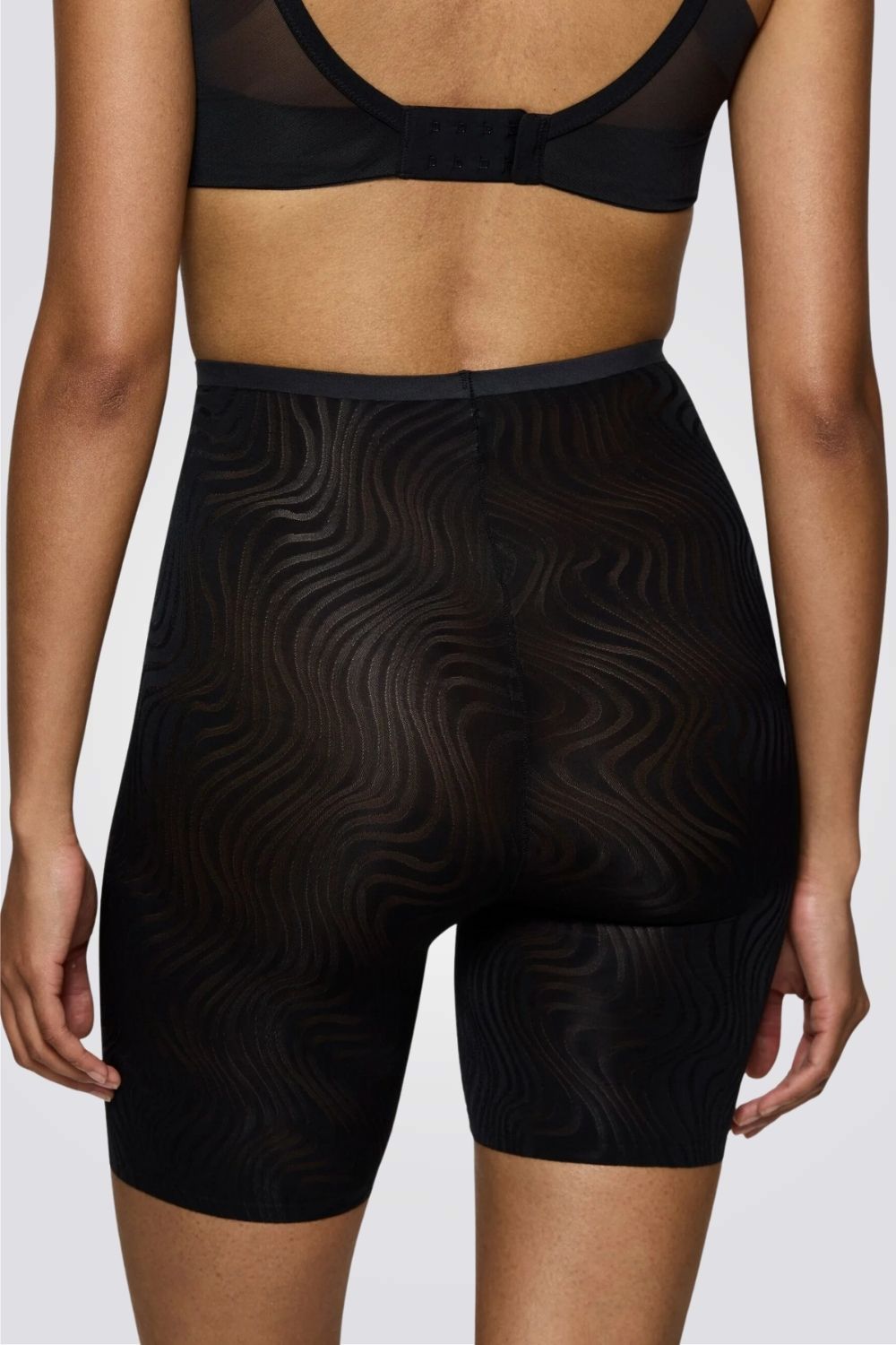 מכנסון מחטב Shape Smart Ellipse Panty L שחור