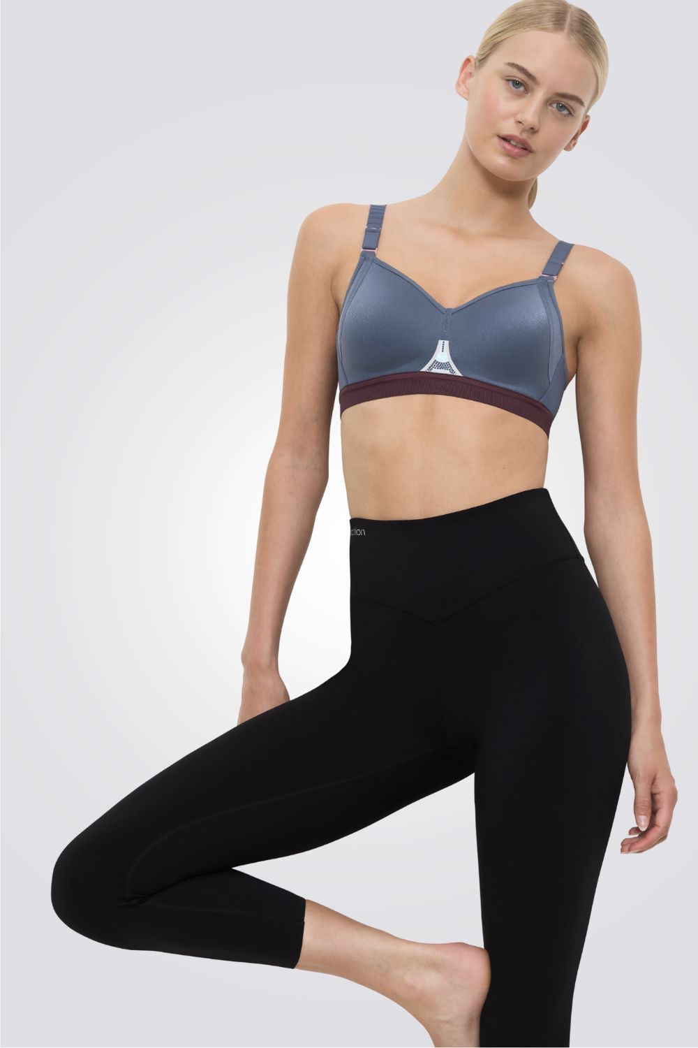 חזיית ספורט Triaction Gravity Lite P EX בצבע כחול