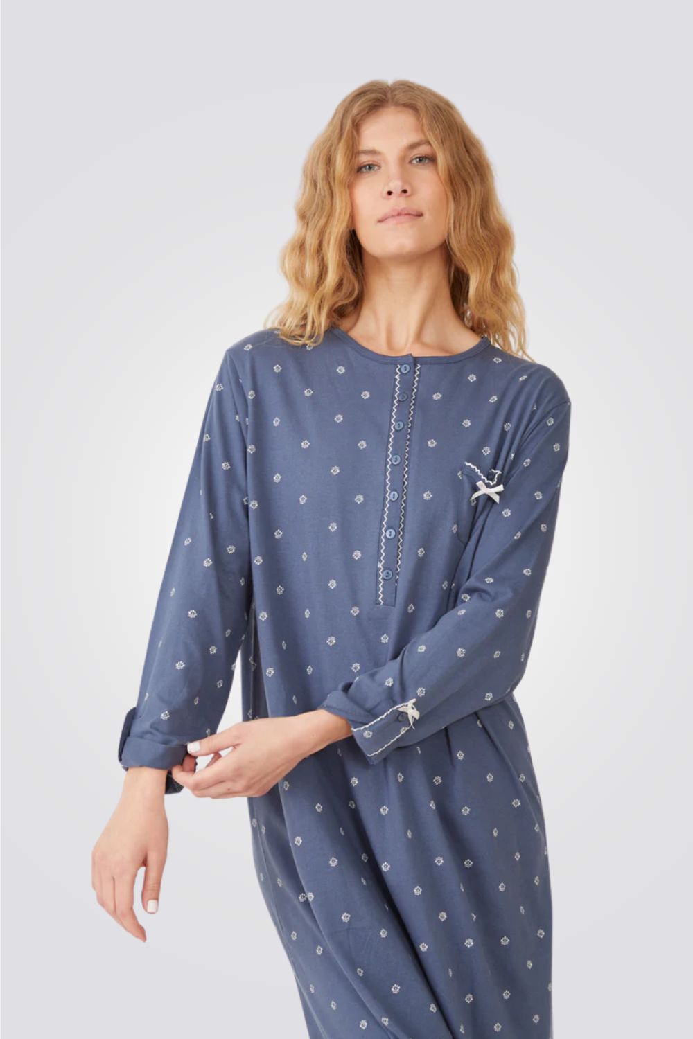 כותונת לילה פרחונית בגזרת 3/4