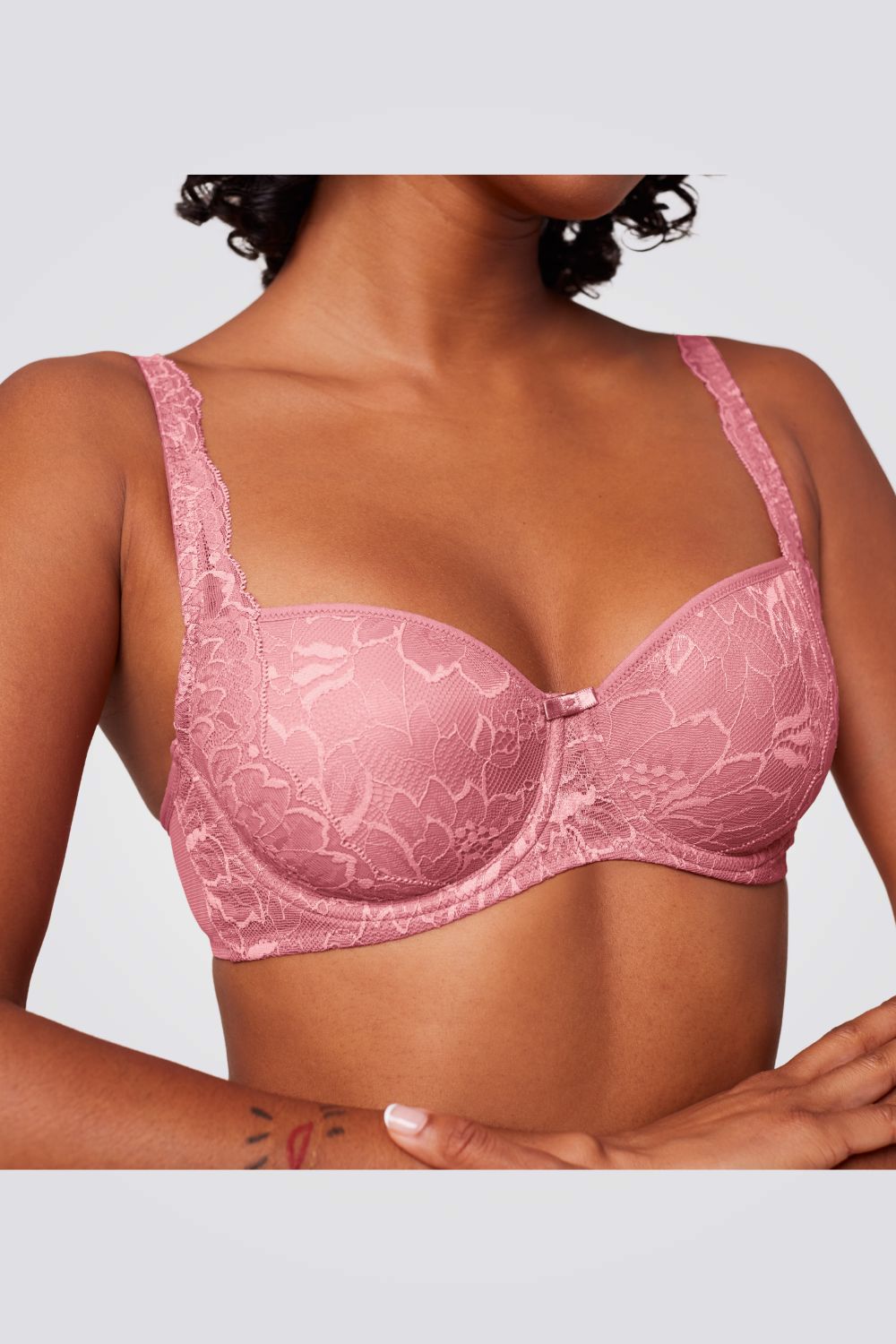 חזייה מרופדת Amourette Charm T WHP02 בצבע ורוד