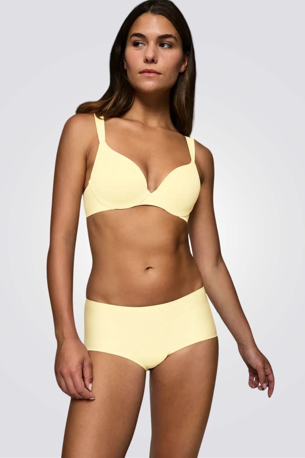 בוקסרון Body Make-Up Illusion Shorty E בצבע צהוב