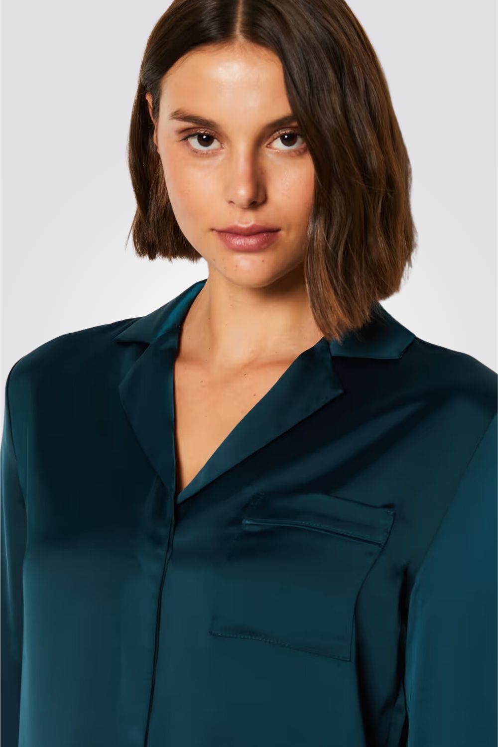 חולצת פיג'מה מכופתרת BALDA מסאטן