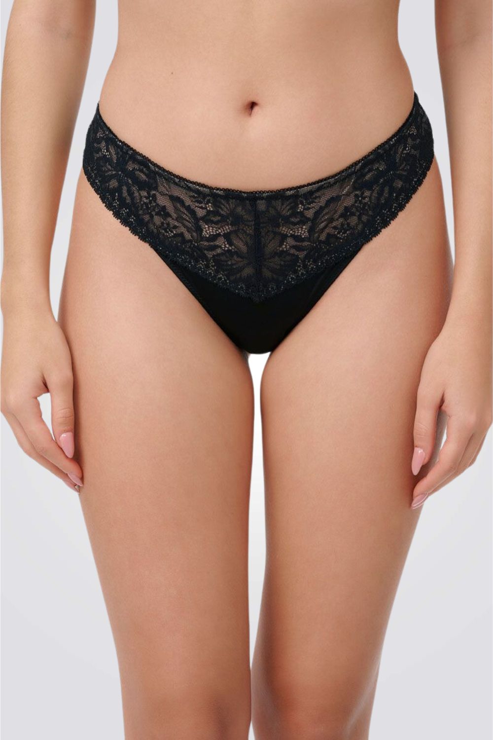 תחתוני תחרה בגזרת חוטיני