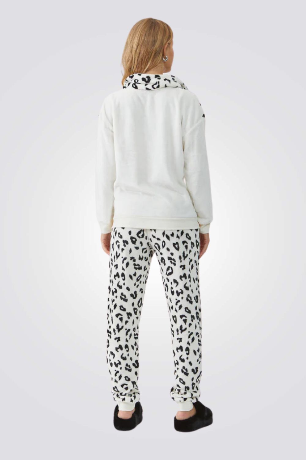 חליפת פנאי פלאפית