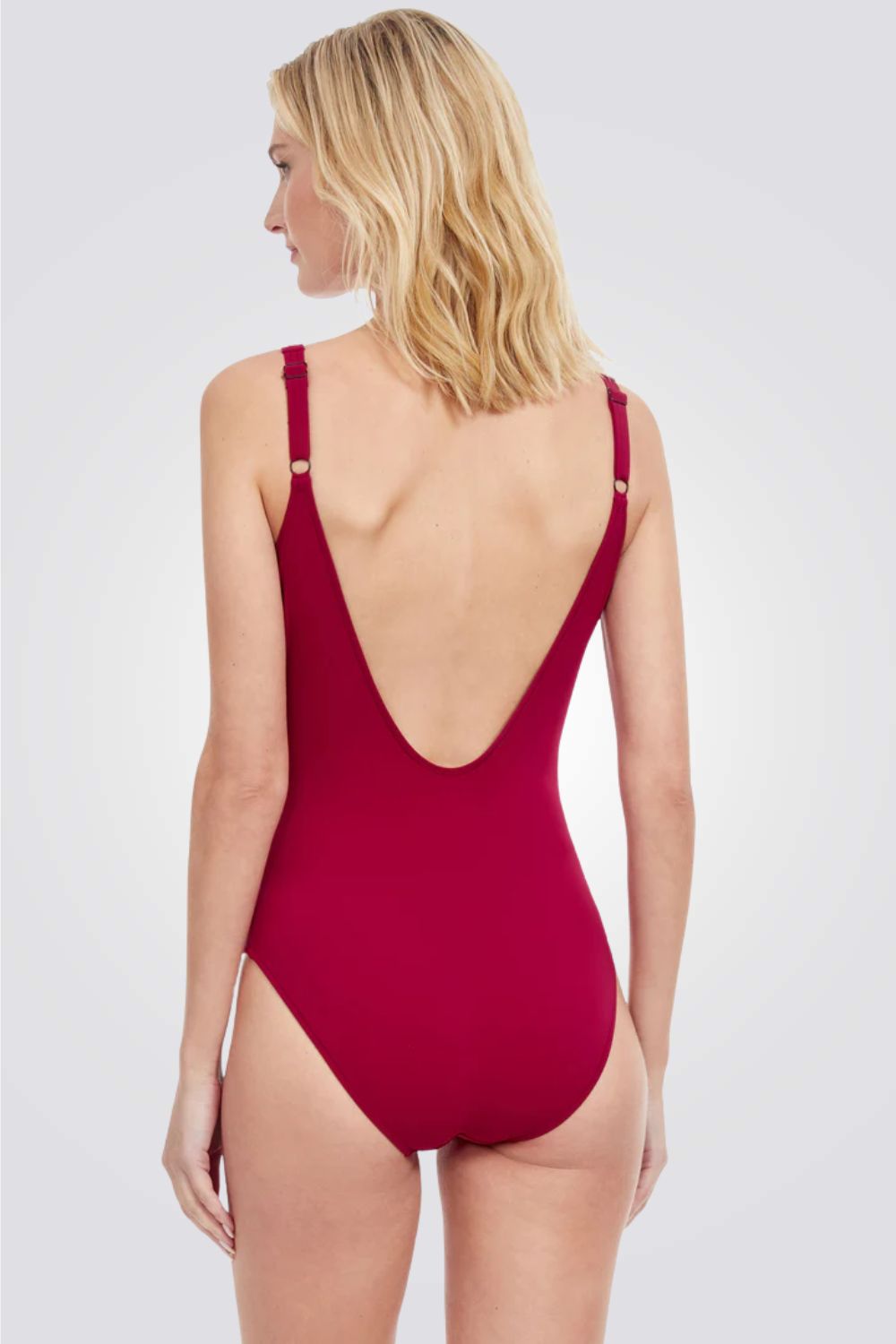 בגד ים שלם מחטב LUNA בצבע אדום