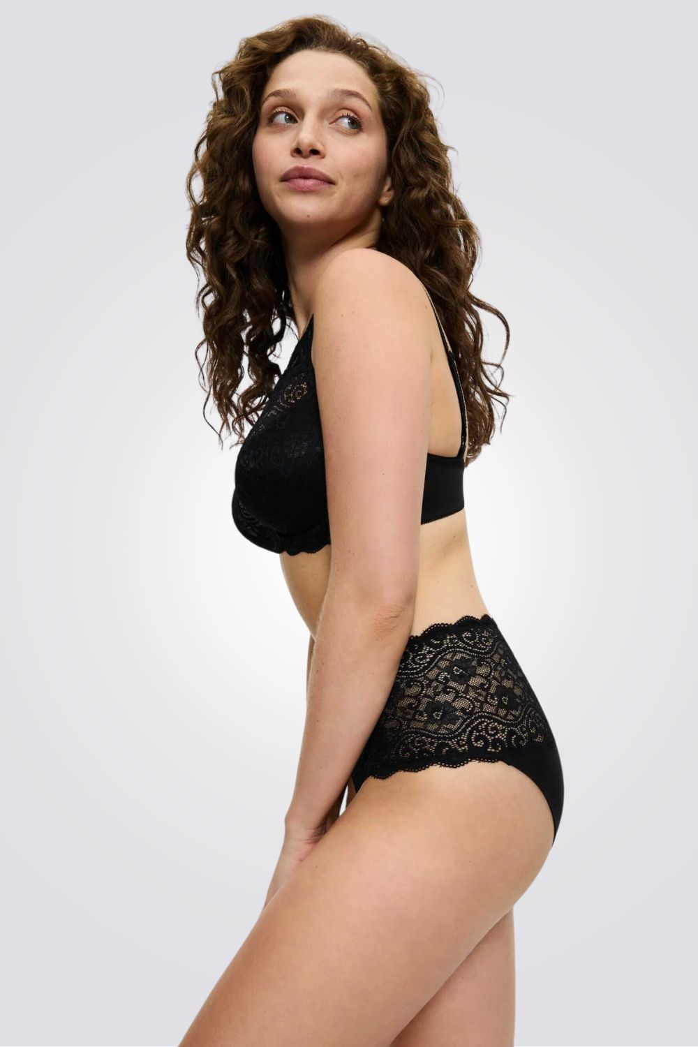 תחתוני מקסי תחרה Amourette שחור