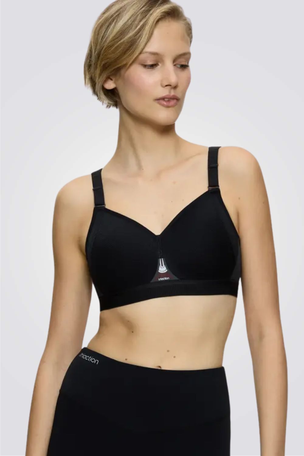 חזיית ספורט Triaction Gravity Lite P EX בצבע שחור