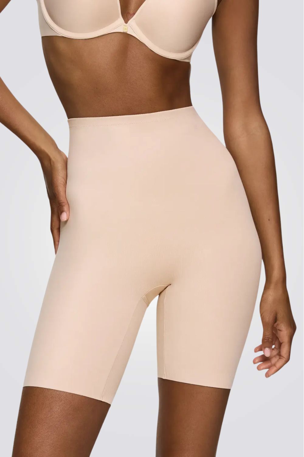 מכנסון מחטב Becca Extra High בצבע בז'