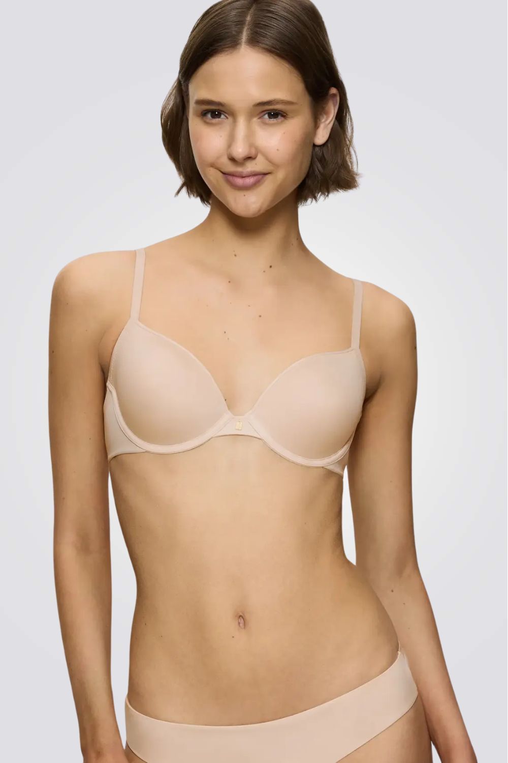 חזיית Body Make-Up Essentials WHP בצבע ניוד