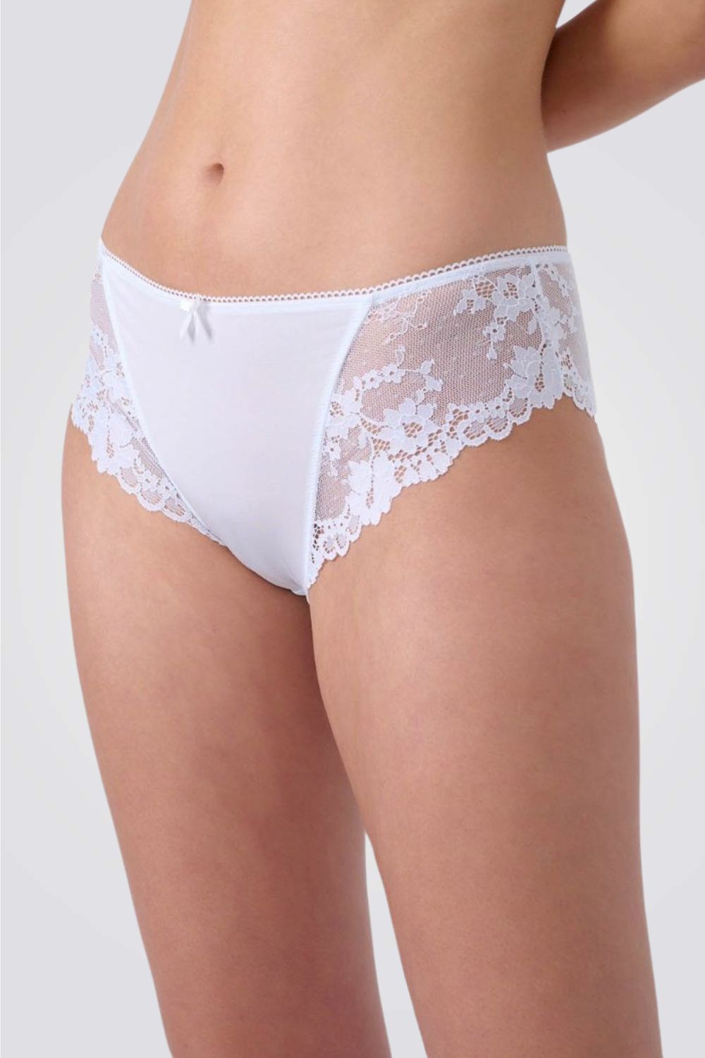 תחתוני ביקיני בשילוב תחרה | פמינה