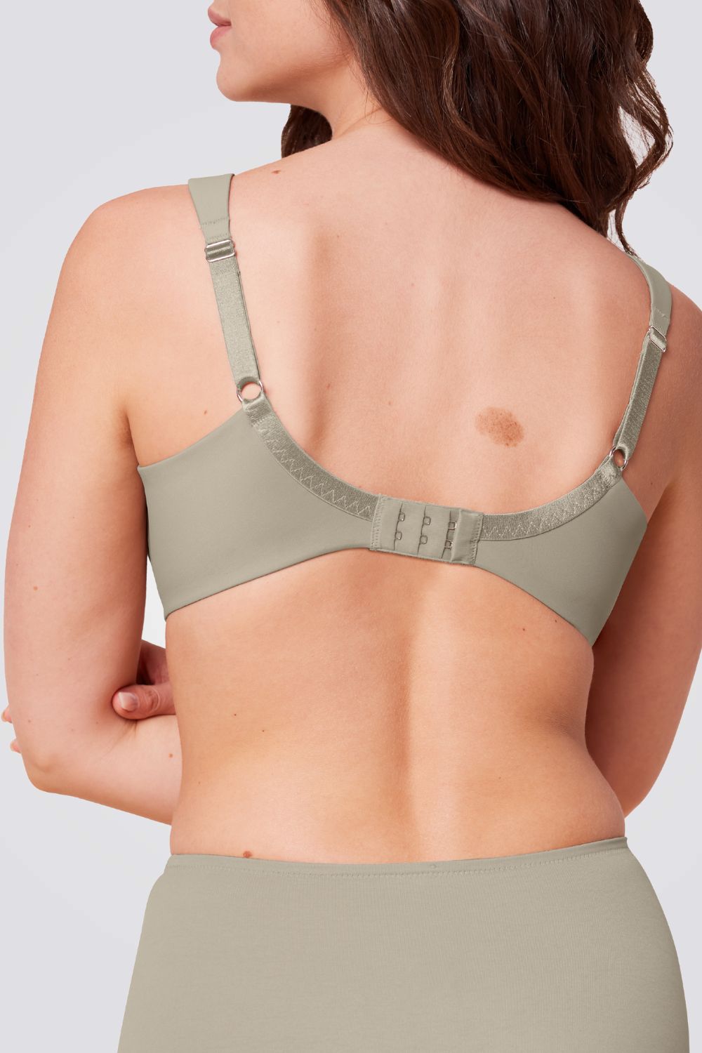 חזיית מינימייזר True Shape Sensation T W01 בצבע בז'