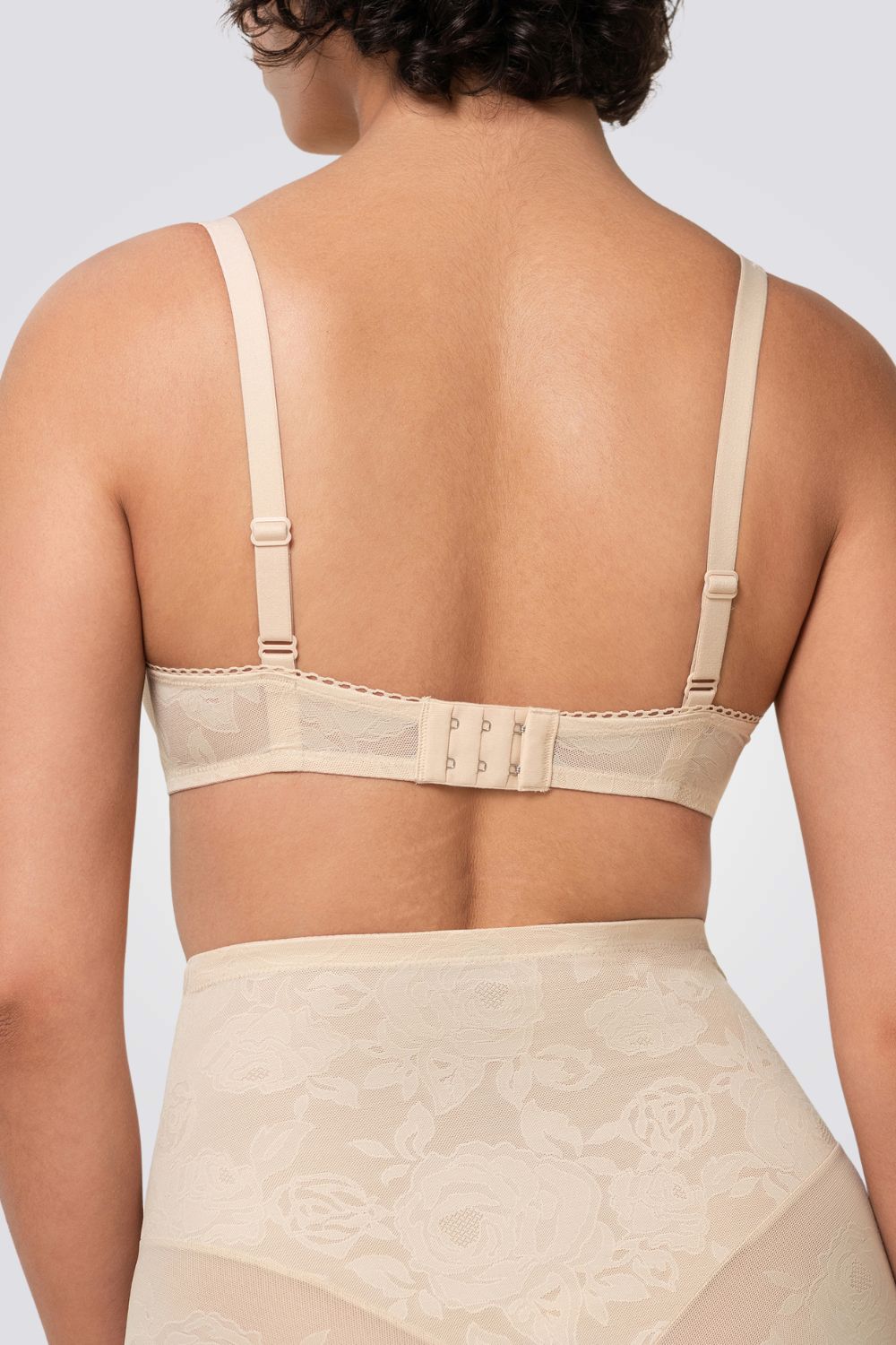 חזייה מרופדת Wild Rose Sensation WP בצבע בז'