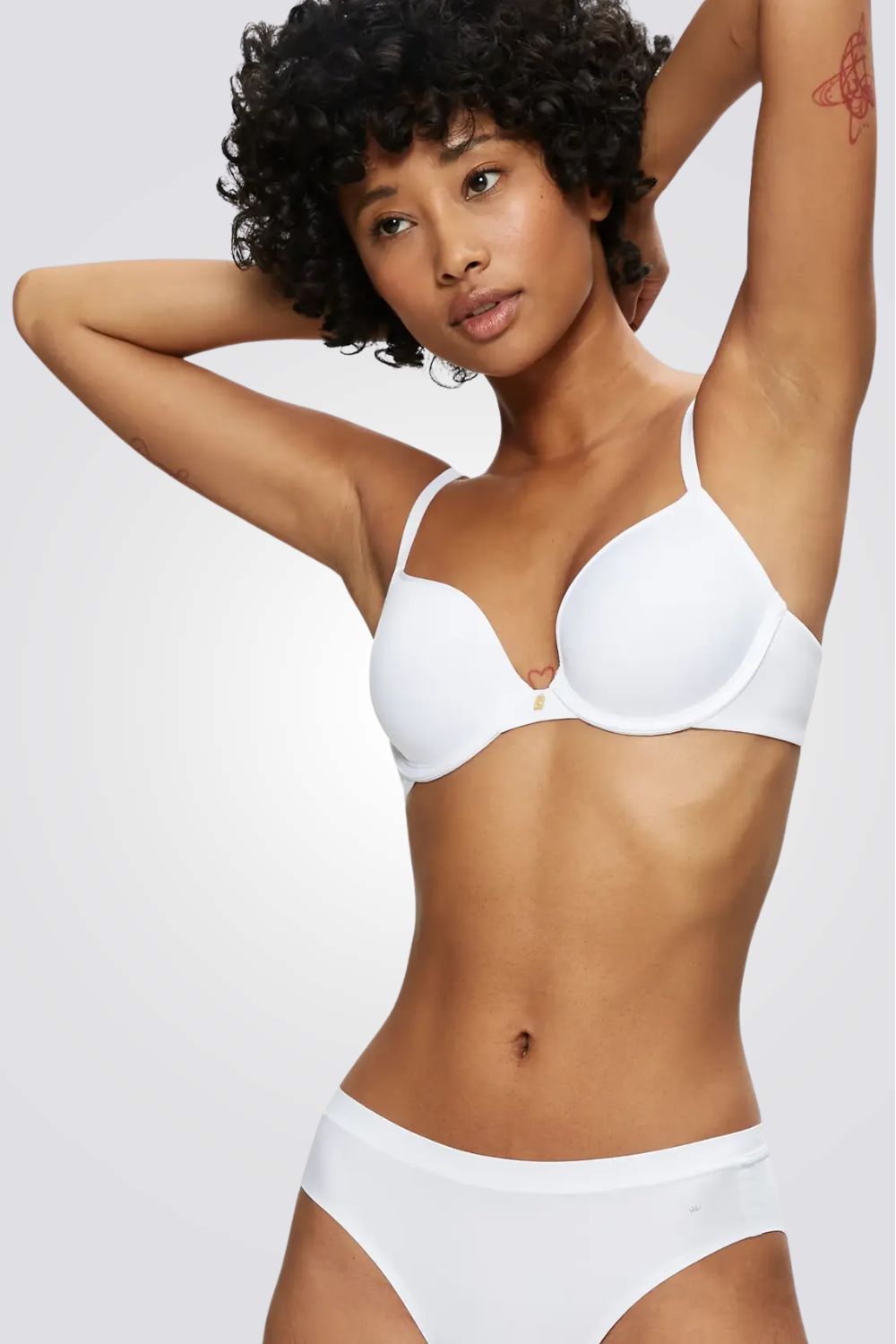 חזיית Body Make-Up Essentials WHP בצבע לבן