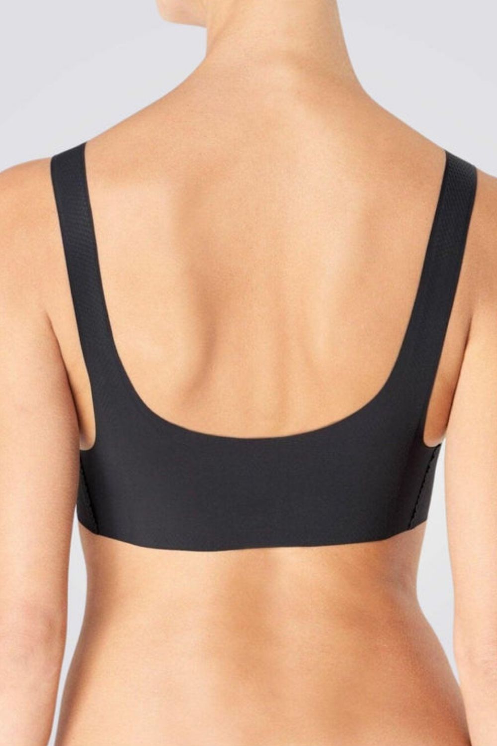 גוזיית Zero Feel Bralette שחורה