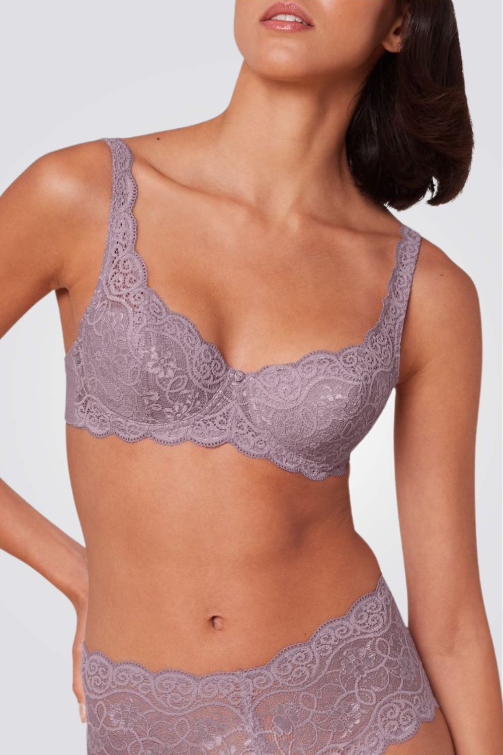 חזייה תחרה מרופדת Amourette 300 WHP X בצבע סגול