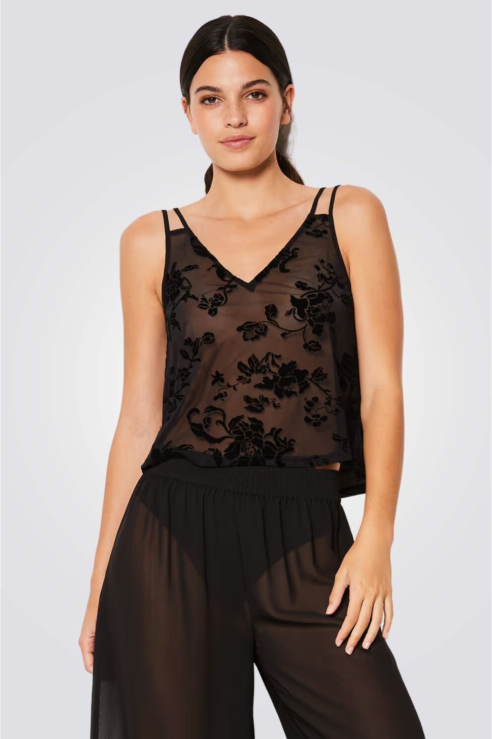 גופיית טול MALICE  צאוורון וי בצבע שחור