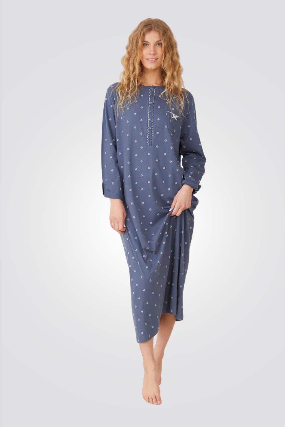 כותונת לילה פרחונית בגזרת 3/4