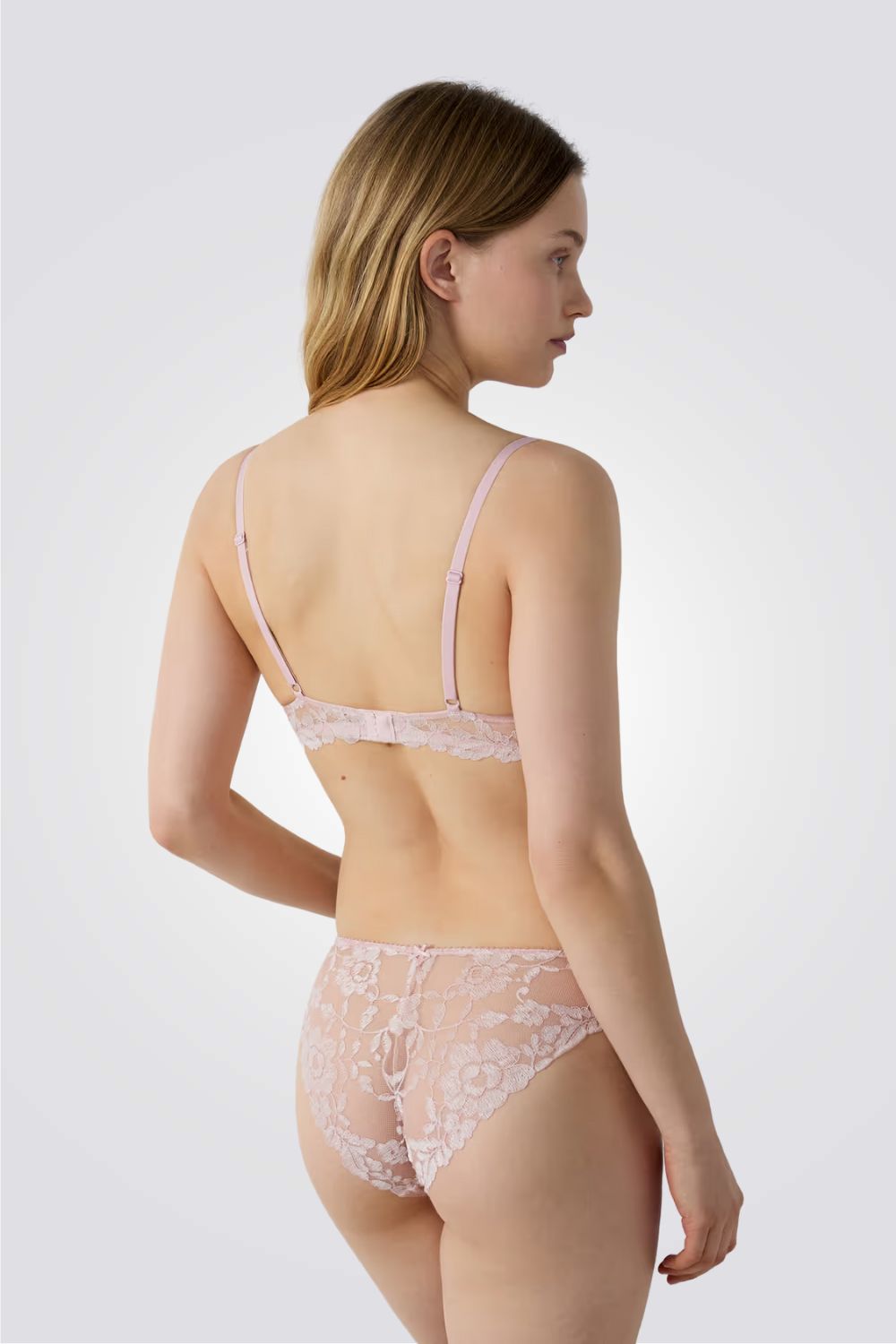 חזיית Balconette DANSEUSE  בשילוב טול ותחרה פרחונית