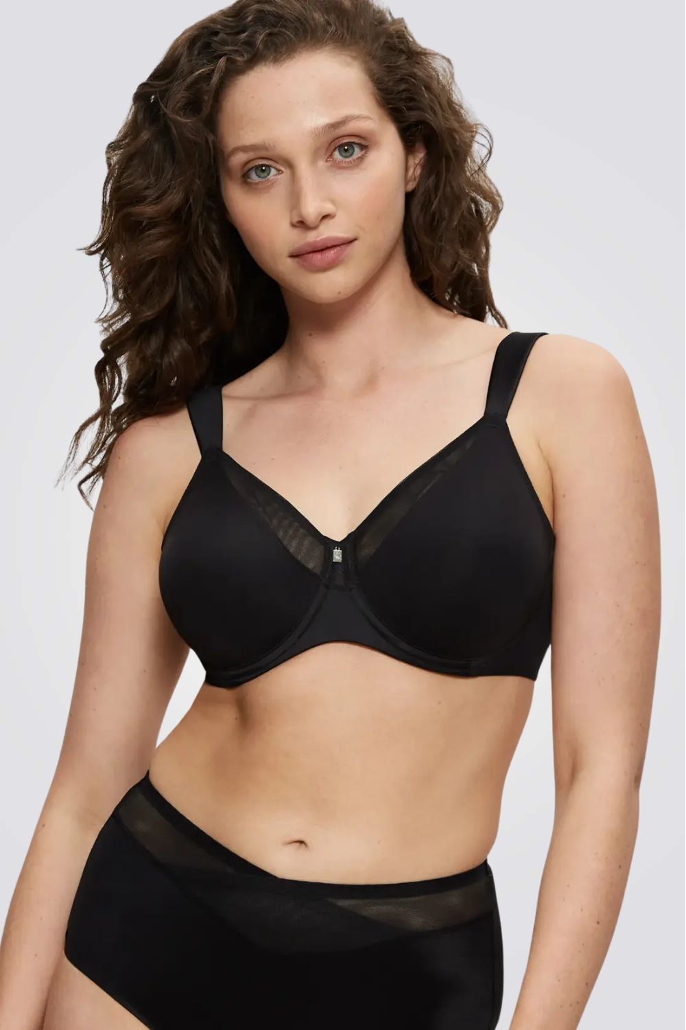 חזיית מינימייזר True Shape Sensation W01 שחורה