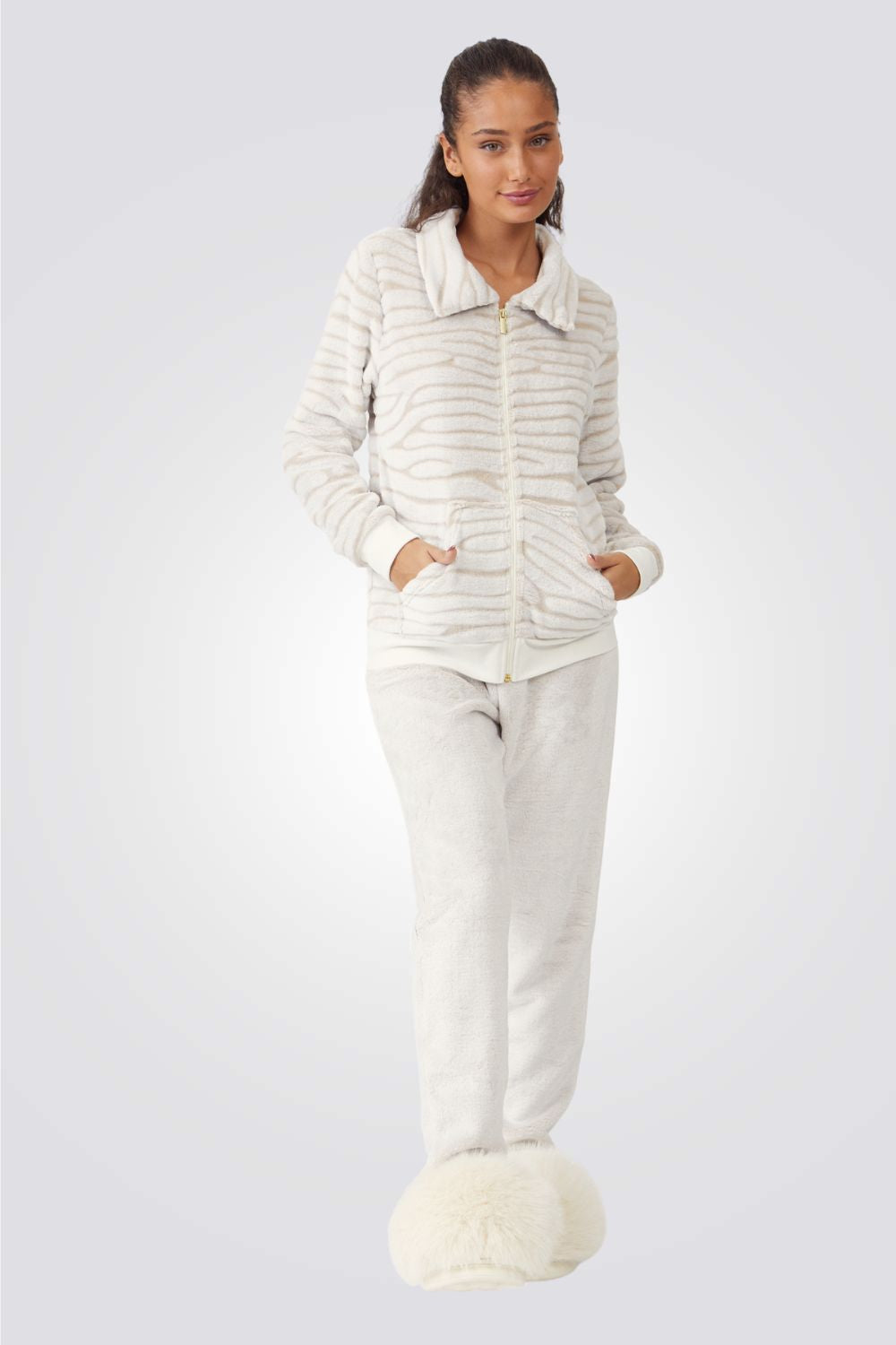 סט פיג'מה פלאפית בהדפס זברה