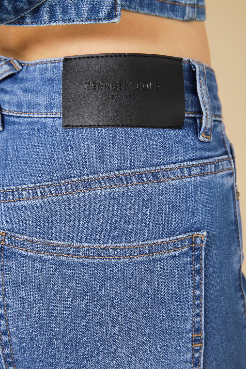 מכנס ג'ינס בוטקאט בצבע כחול