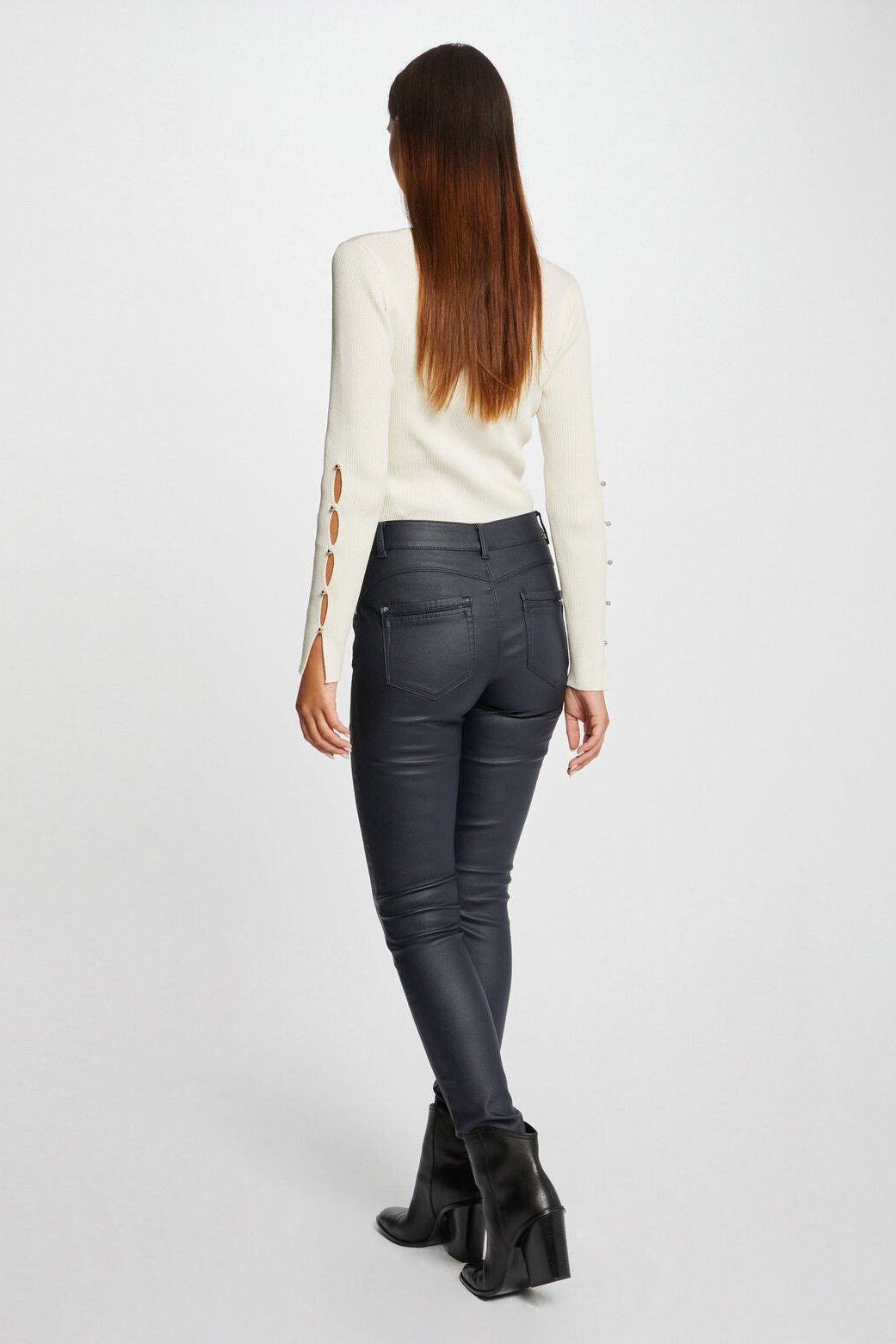 מכנסי סקיני לנשים